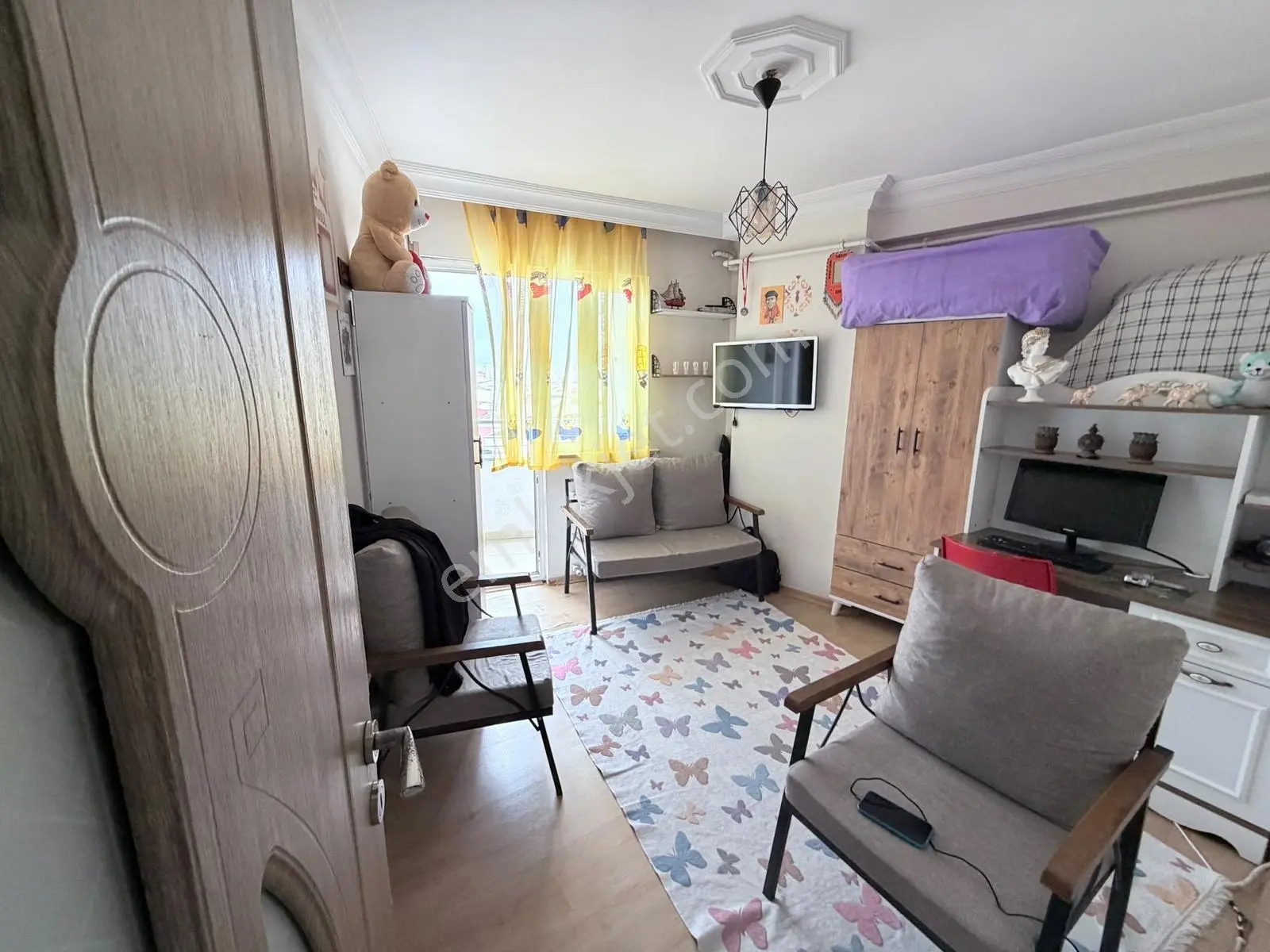 Acil Esenyurt Balıkyolu Mahallesi 2+1 Ara Kat Köprü Yanında — fotoğraf 3