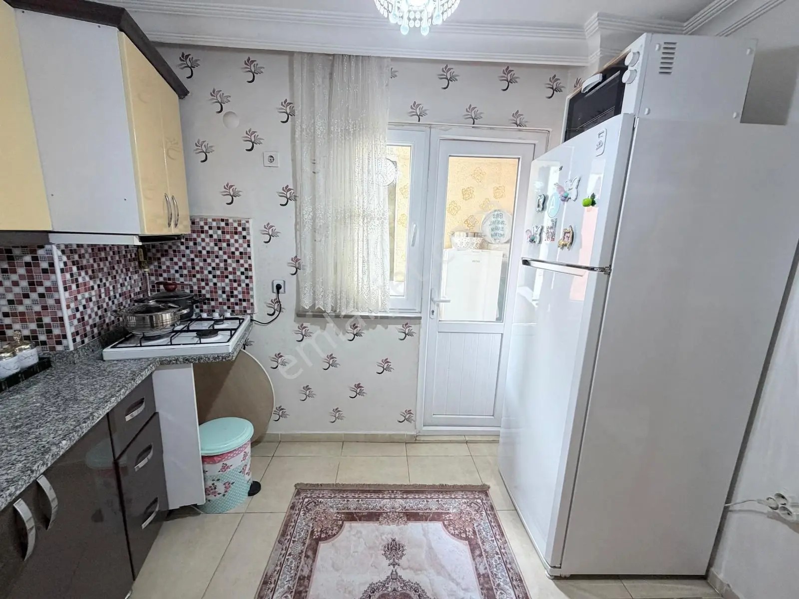 Acil Esenyurt Balıkyolu Mahallesi 2+1 Ara Kat Köprü Yanında — fotoğraf 12