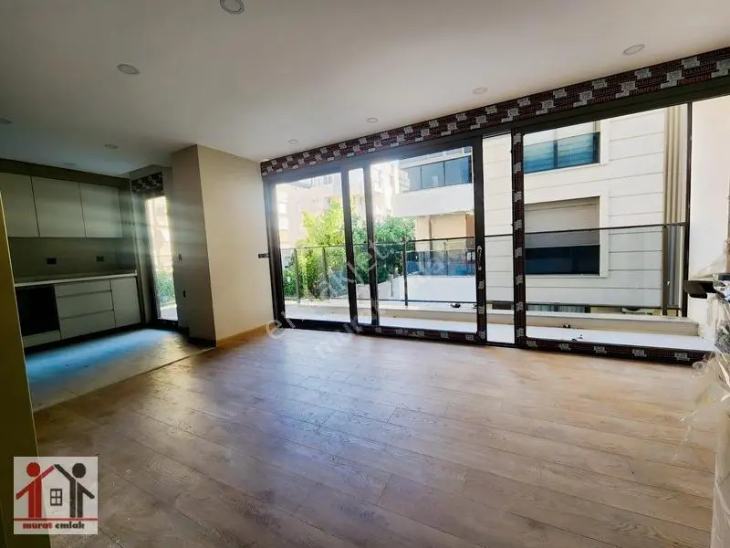 Zerdalilikde Ultralüx Kaliteli 2+1 Sıfır Daire — fotoğraf 2