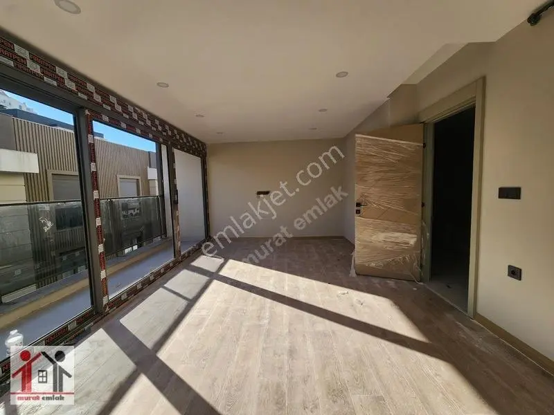 Zerdalilikde Ultralüx Kaliteli 2+1 Sıfır Daire — fotoğraf 4