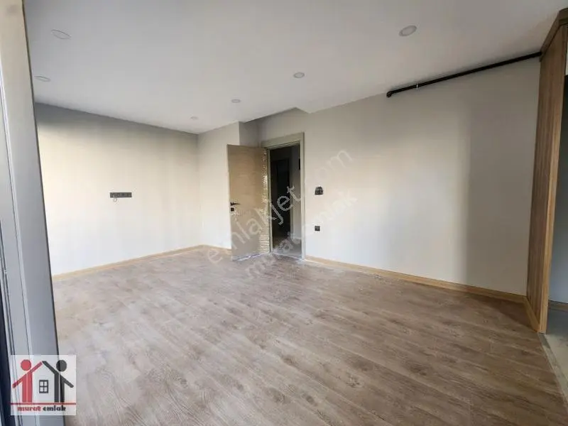 Zerdalilikde Ultralüx Kaliteli 2+1 Sıfır Daire — fotoğraf 11