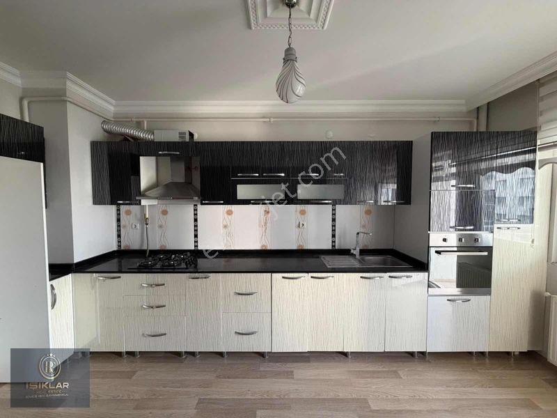 Enes Işık 'tan Site İçerisi Geniş 3+1 Arakat Daire — fotoğraf 12