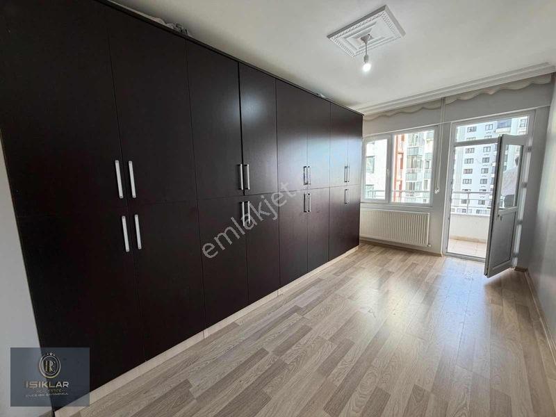 Enes Işık 'tan Site İçerisi Geniş 3+1 Arakat Daire — fotoğraf 15