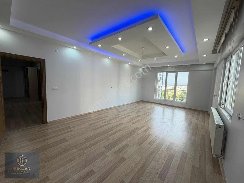 Enes Işık 'tan Site İçerisi Geniş 3+1 Arakat Daire — fotoğraf 24
