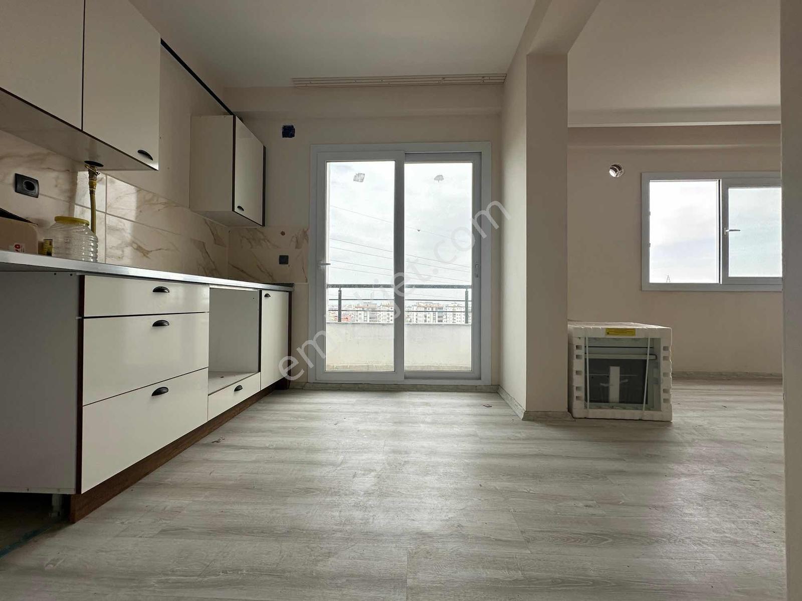 Ra Gayrmenkul Kavaklı Mh Site İçerisi Lüks Sıfır 3+1 — fotoğraf 6