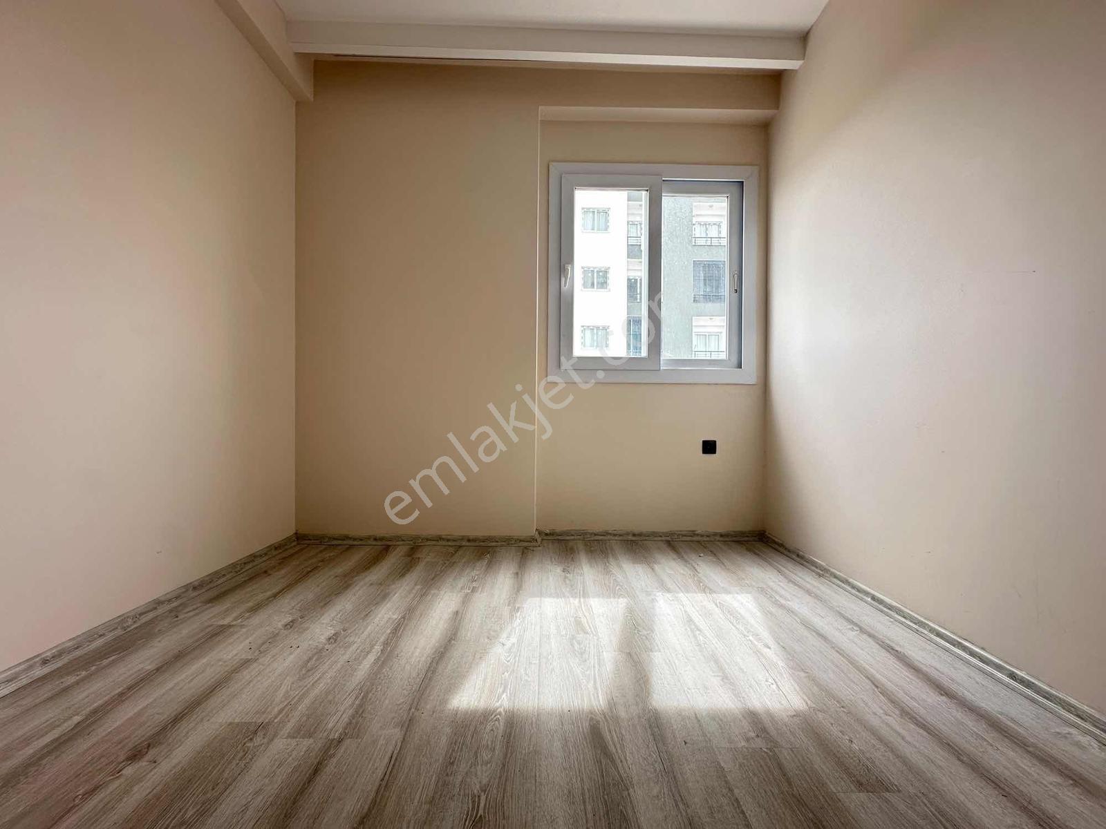 Ra Gayrmenkul Kavaklı Mh Site İçerisi Lüks Sıfır 3+1 — fotoğraf 9