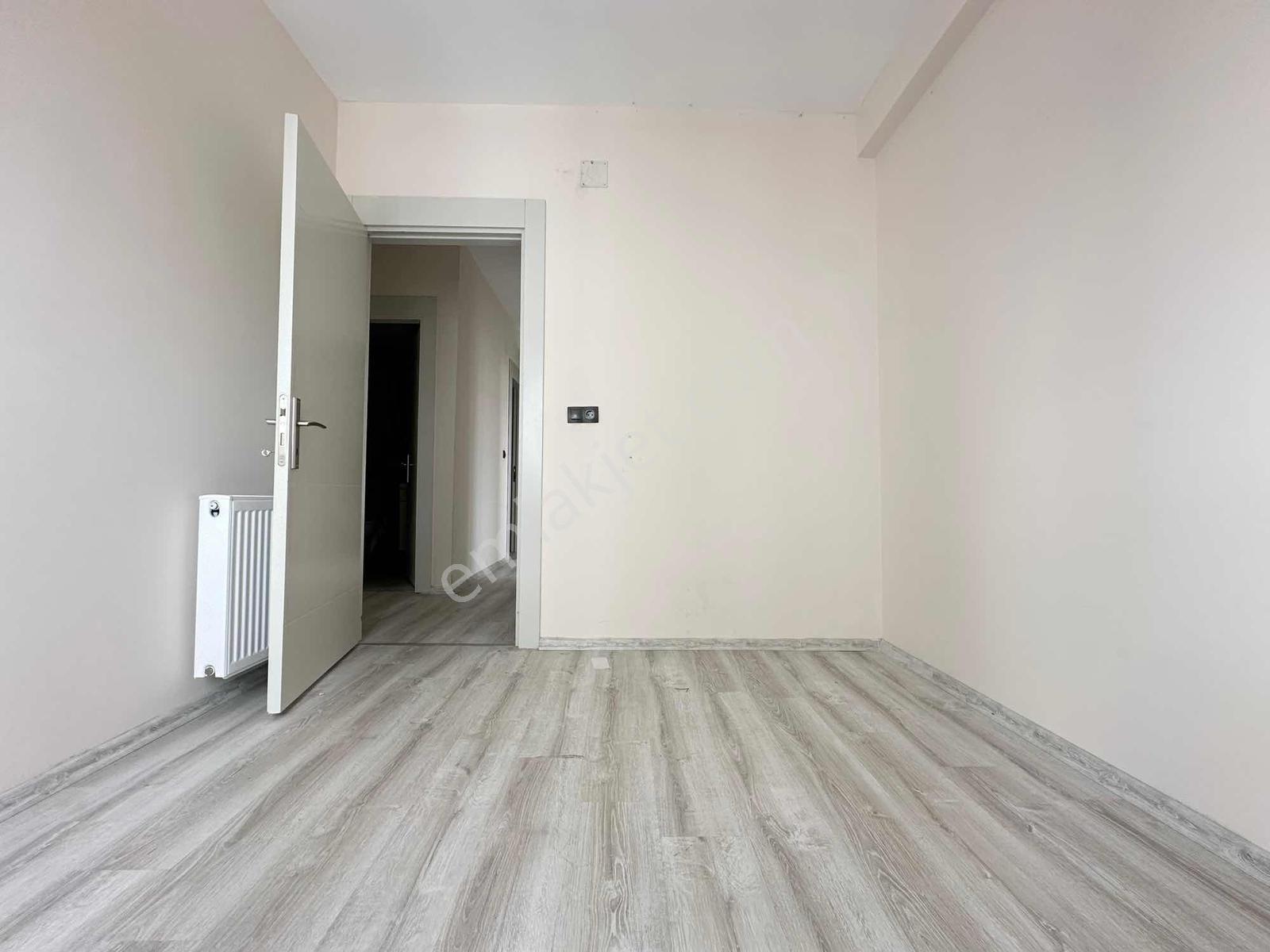 Ra Gayrmenkul Kavaklı Mh Site İçerisi Lüks Sıfır 3+1 — fotoğraf 10