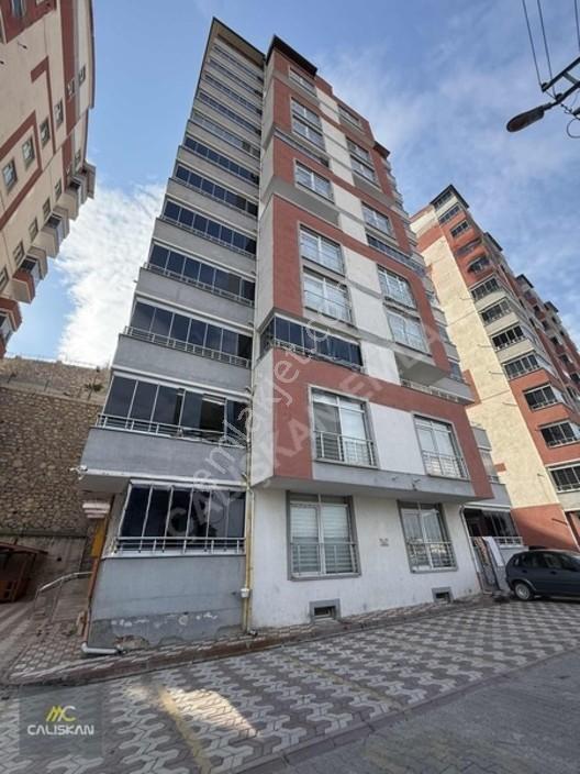 Karaca Sitesi Satılık 4.5+1