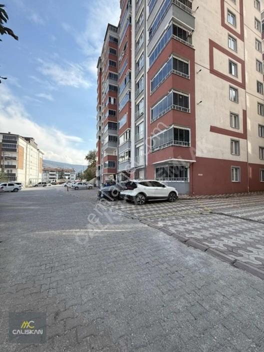 Karaca Sitesi Satılık 4.5+1 — fotoğraf 2