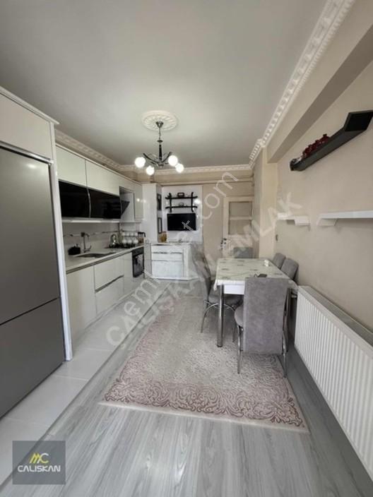 Karaca Sitesi Satılık 4.5+1 — fotoğraf 14