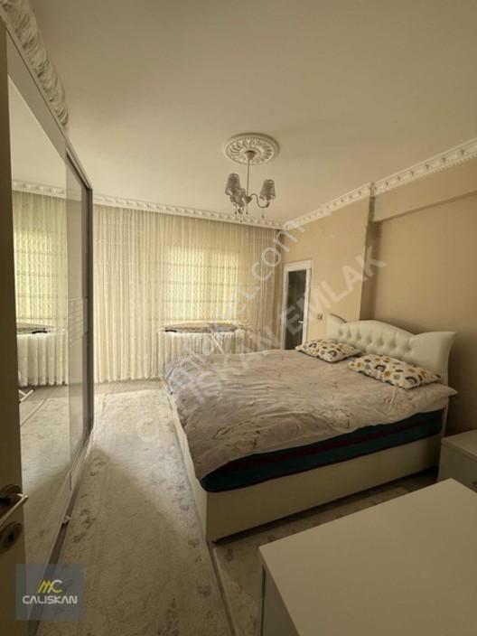 Karaca Sitesi Satılık 4.5+1 — fotoğraf 31