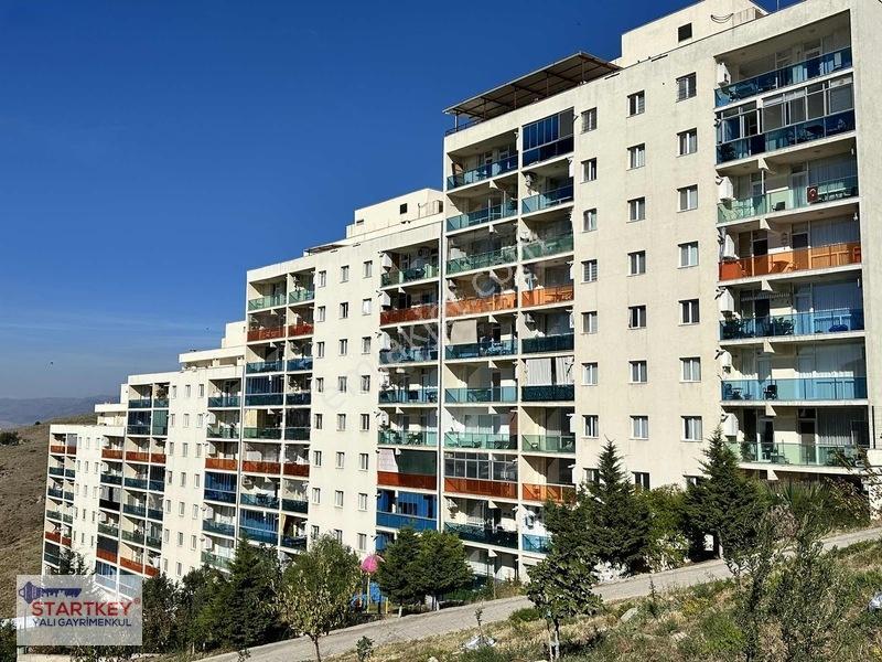 Çiğli Evka 5'Te Efe City Sitesinde Satılık 3+1 Daire