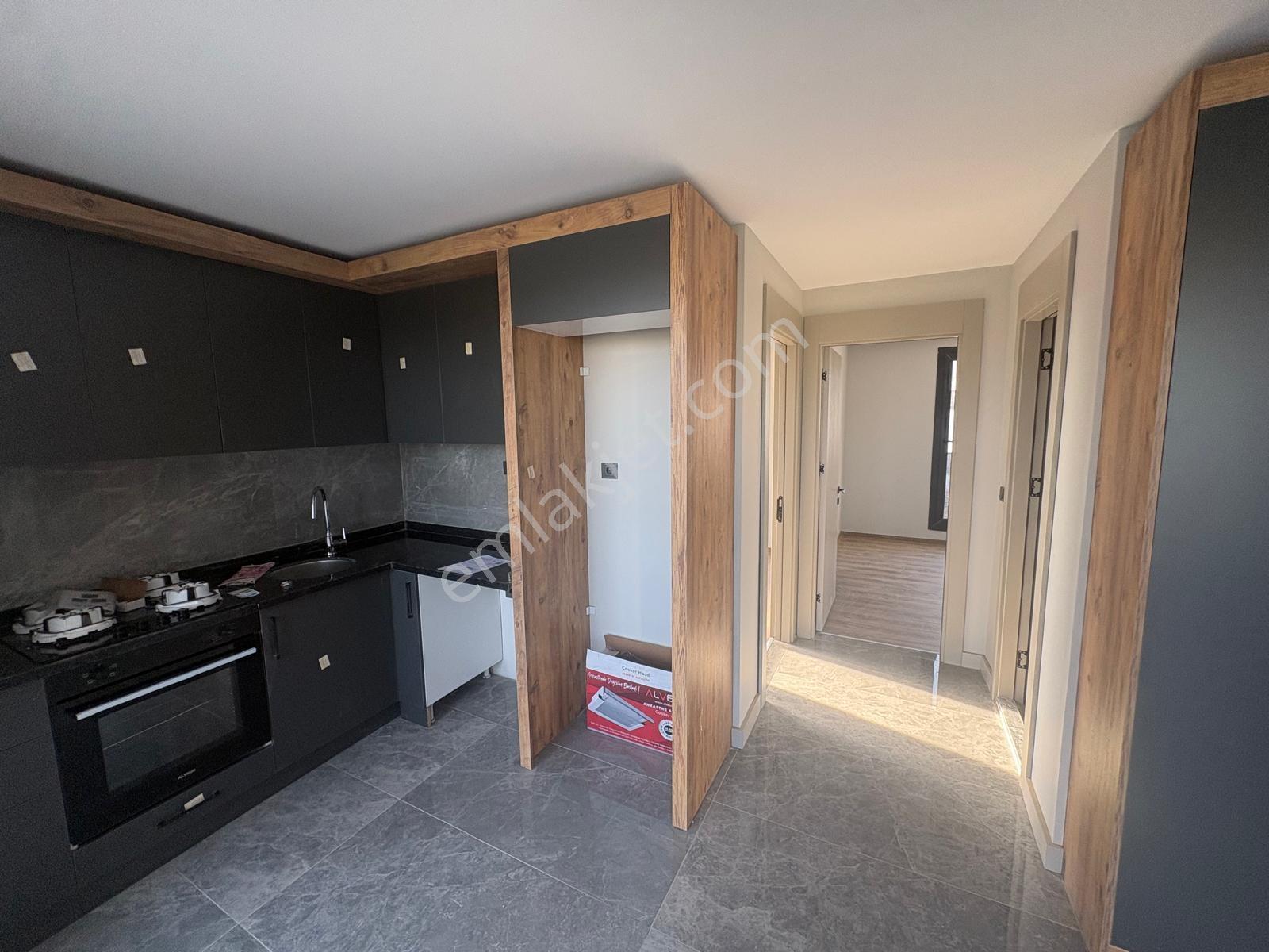 Remax Toros'tan Eski Mezitli'de Satılık Sıfır 2+1 — fotoğraf 8