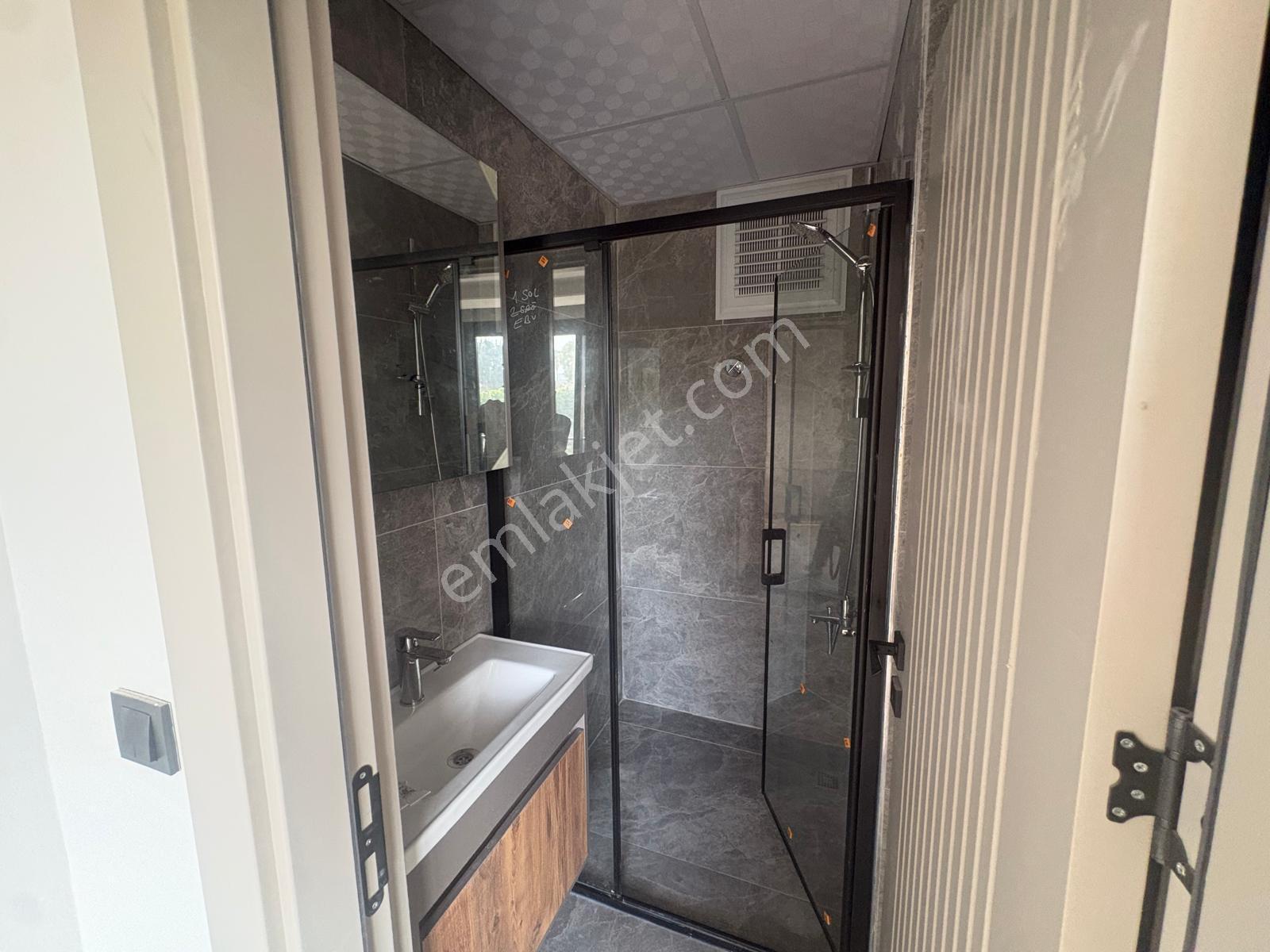Remax Toros'tan Eski Mezitli'de Satılık Sıfır 2+1 — fotoğraf 15