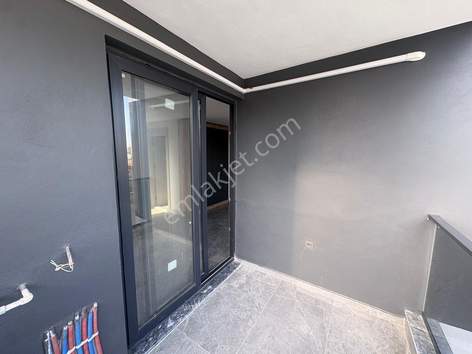 Remax Toros'tan Eski Mezitli'de Satılık Sıfır 2+1 — fotoğraf 18
