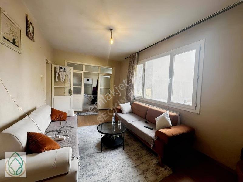 Yeşilovada Satılık 2+1 Geniş Daire — fotoğraf 2