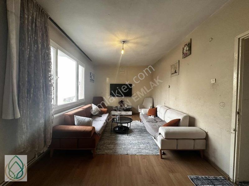 Yeşilovada Satılık 2+1 Geniş Daire — fotoğraf 9