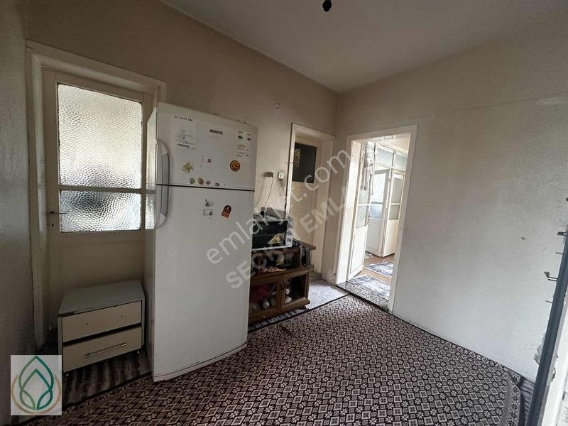 Yeşilovada Satılık 2+1 Geniş Daire — fotoğraf 11