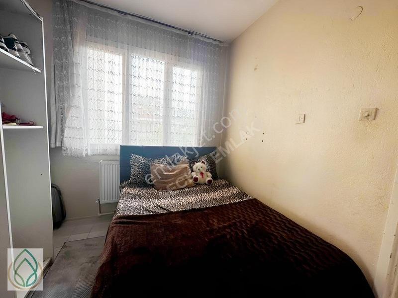 Yeşilovada Satılık 2+1 Geniş Daire — fotoğraf 17