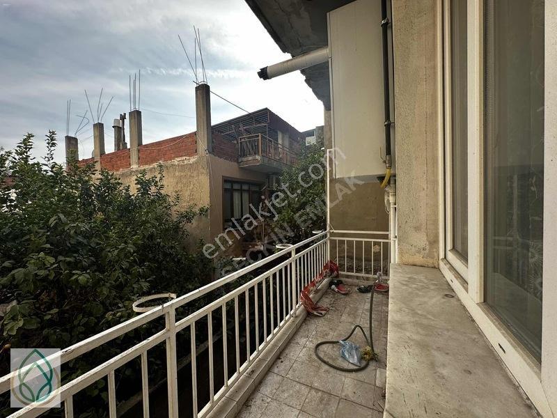 Yeşilovada Satılık 2+1 Geniş Daire — fotoğraf 24