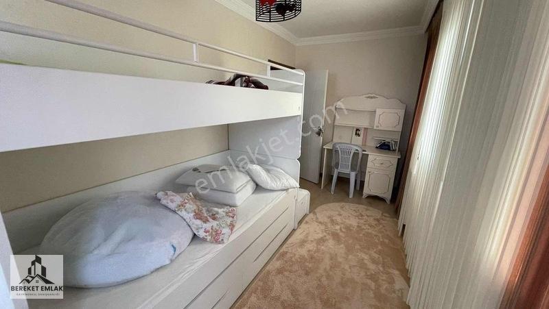 Bereket Emlaktan Geniş Asfalt Yola Ve Köşebaşı Satılık Villa — fotoğraf 17