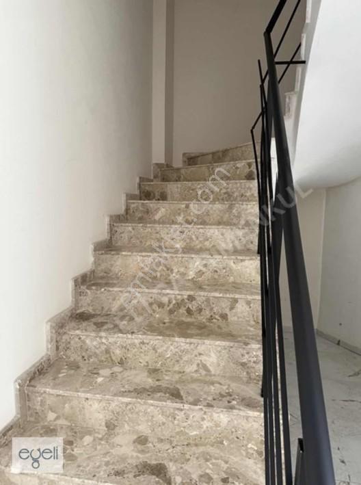 Davutlar'ın En Tercih Edilen Lokasyonunda 2+1 Daire — fotoğraf 15