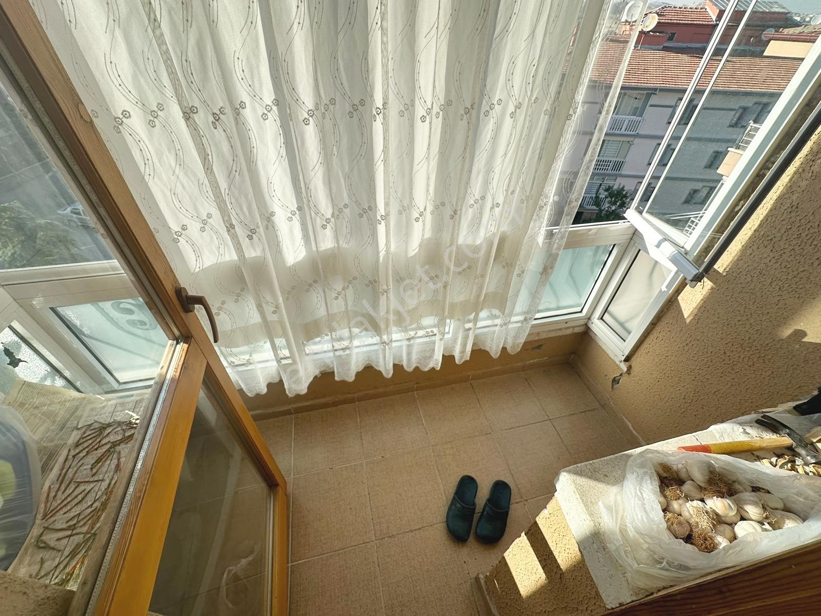 Atapark'ta Gaziler Cadde Üzeri Asansörlü Acil Satılık 3+1 Daire — fotoğraf 7