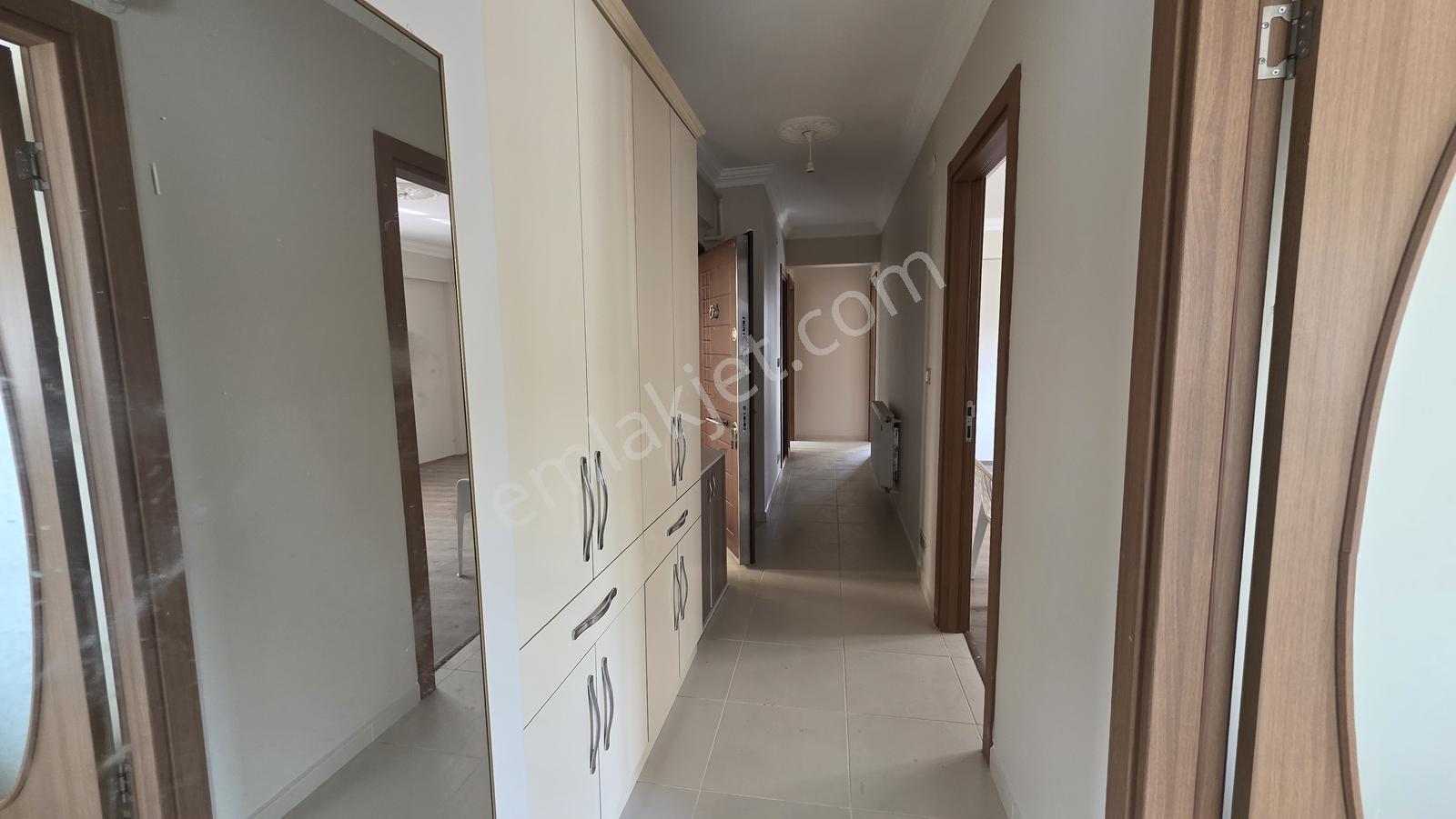 Sb Emlak'tan Fatih Mah.park Konak Sitesi Satılık 3+1 Daire — fotoğraf 8