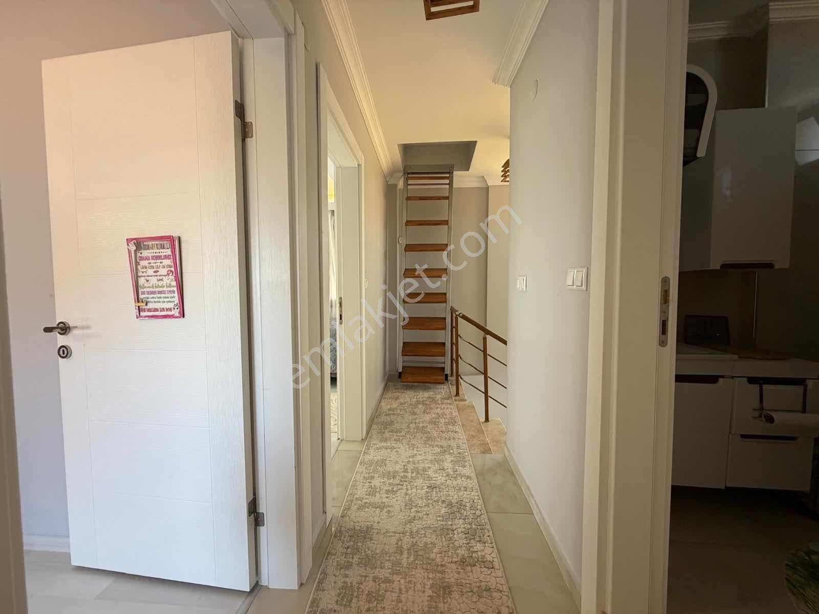Seferihisar Cumhuriyet Mahallesinde Havuzlu 3+1 Villa — fotoğraf 15