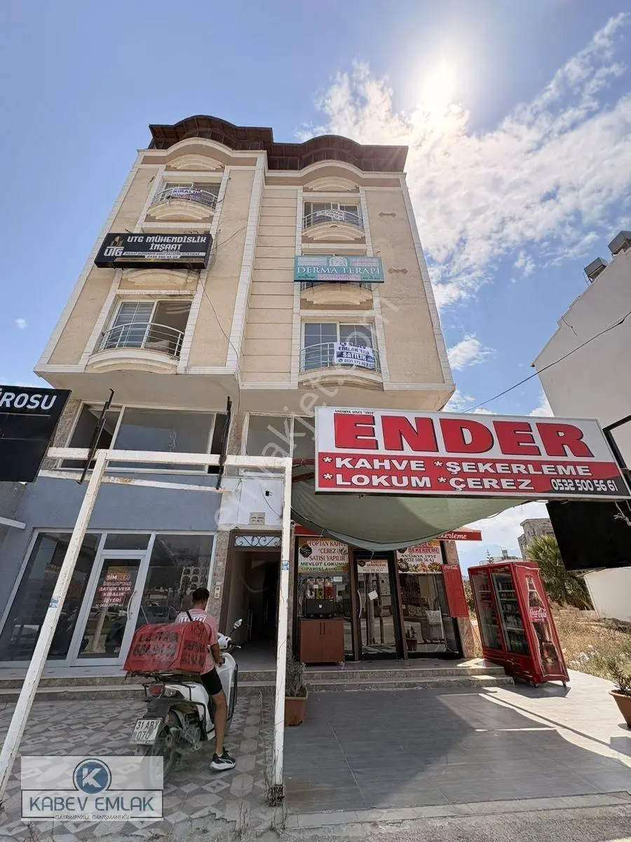 Arsuz Merkez Ana Yola Sıfır Sandora Otel Karşısı Satılık Daıre