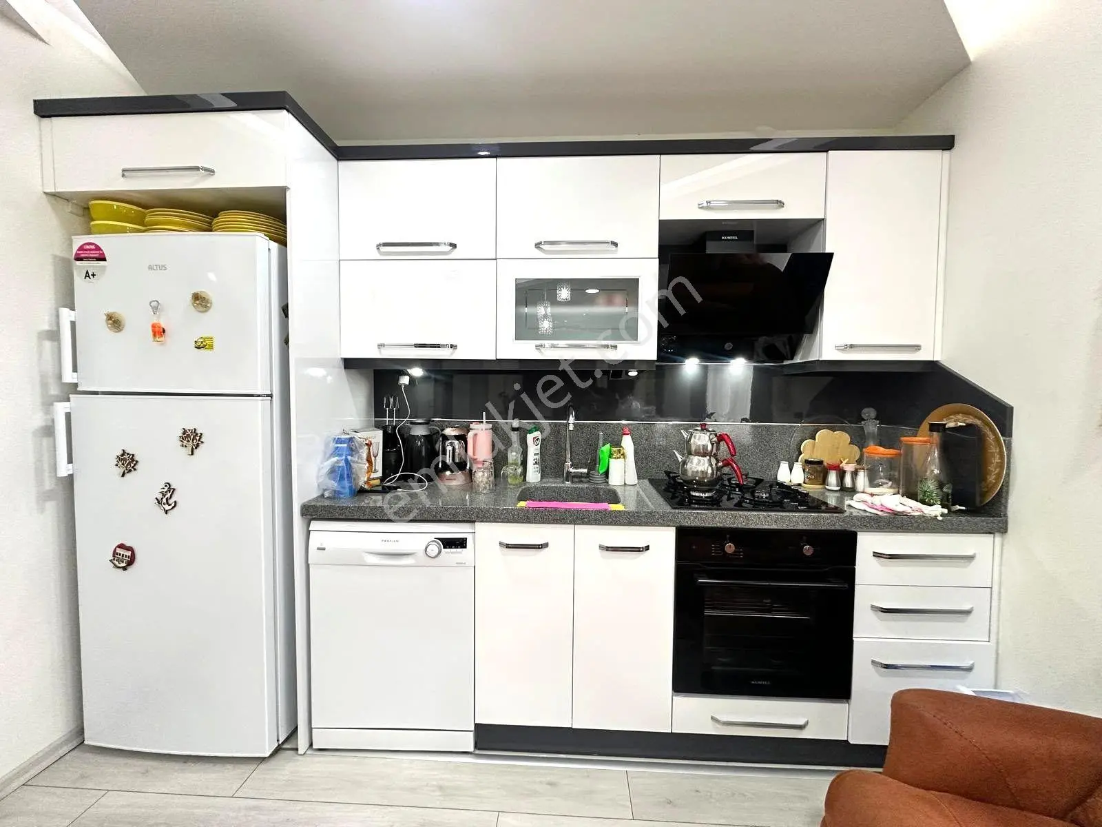 Tek Yetkili Gümüş'den Harika Konumda Denize 500m Full Kredili 1+1 Daire! — fotoğraf 3