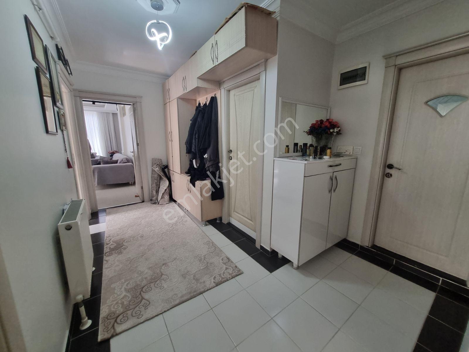 Bağcılar İnönü Mah.de Satılık 2+1 95 M2 Daire — fotoğraf 16