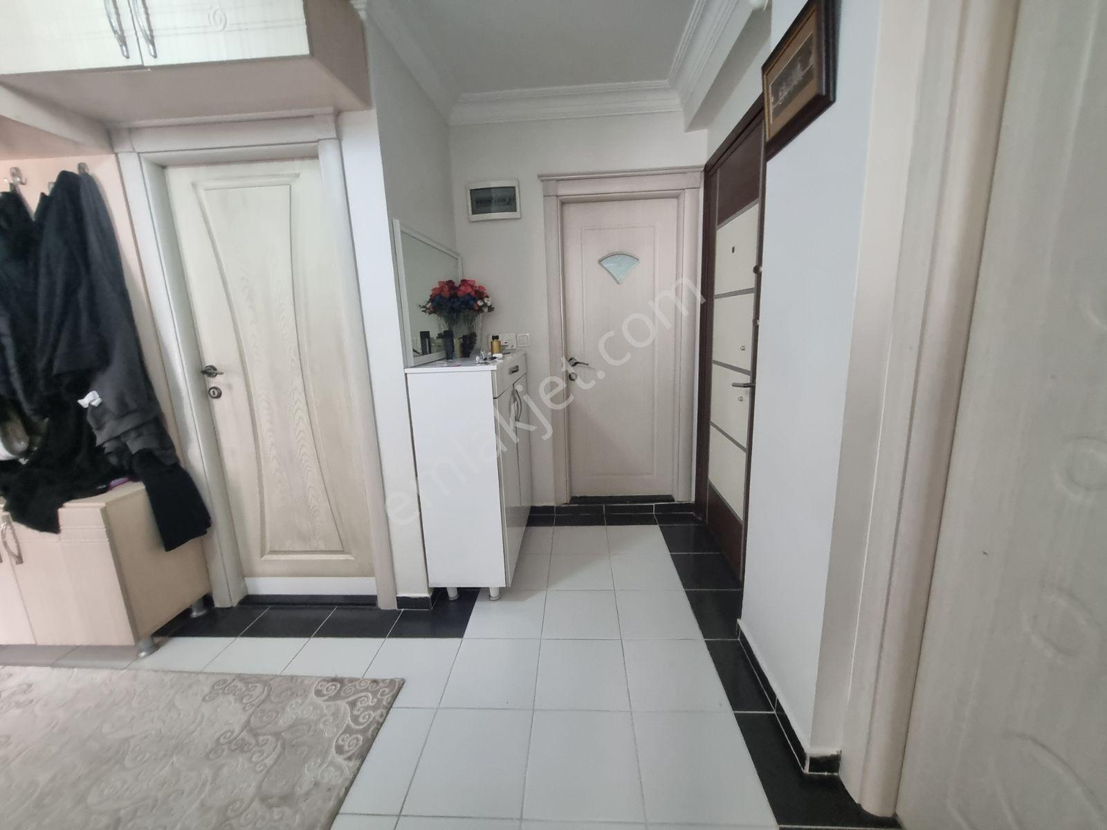 Bağcılar İnönü Mah.de Satılık 2+1 95 M2 Daire — fotoğraf 18