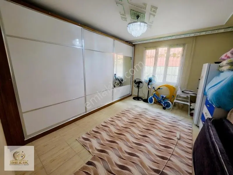 Gülbahcesi Mh Mavi Cennet Havuzu İlerisinde 320 Mt 4 Katlı Ev — fotoğraf 5