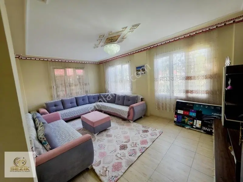 Gülbahcesi Mh Mavi Cennet Havuzu İlerisinde 320 Mt 4 Katlı Ev — fotoğraf 6