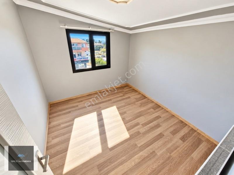 Urla Yaka'da 130 M² 4+1 Çatı Piyesli Satılık Dubleks Daire — fotoğraf 21