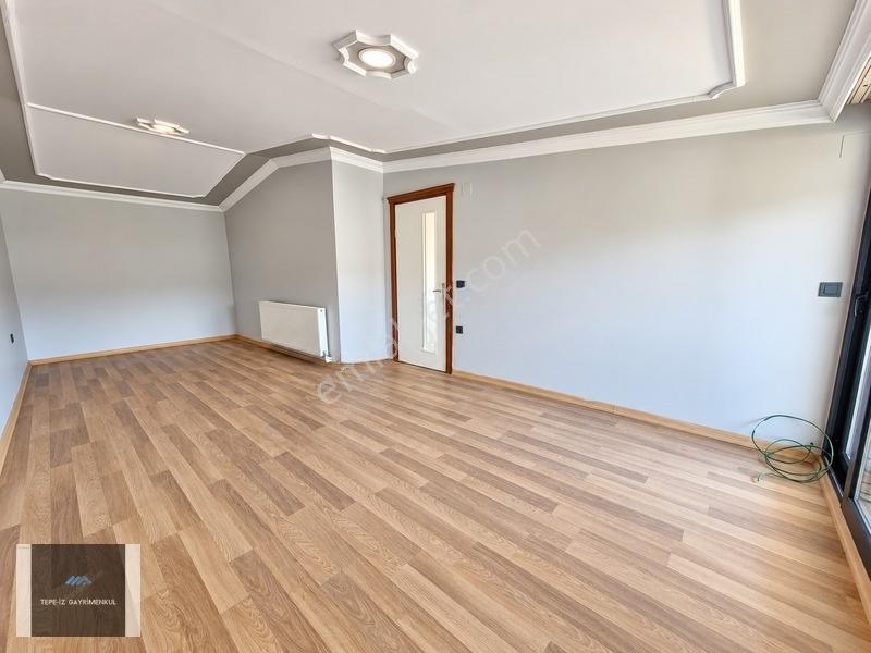 Urla Yaka'da 130 M² 4+1 Çatı Piyesli Satılık Dubleks Daire — fotoğraf 22
