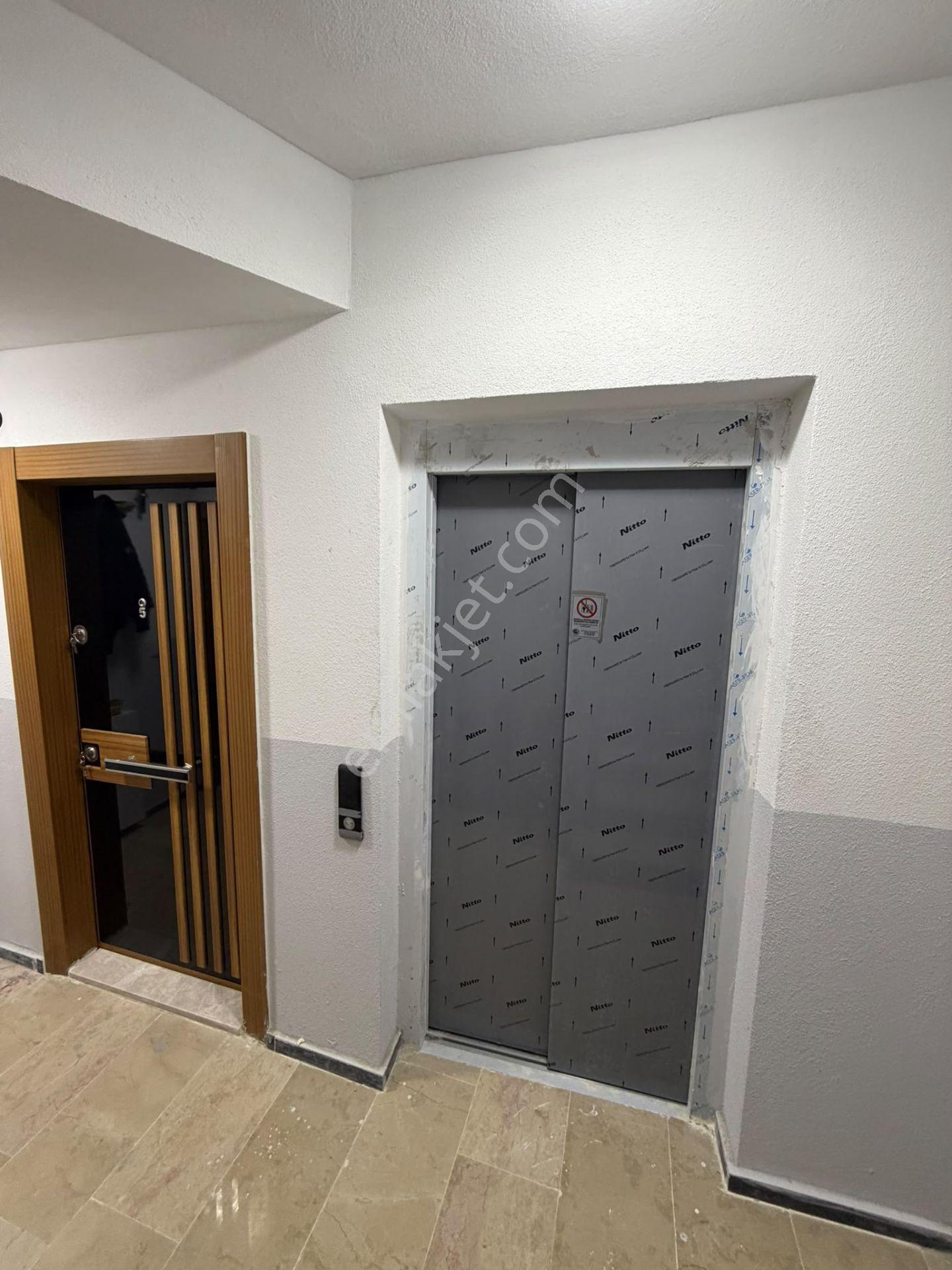 Arnavutköy Bollucada Sıfır Lüx 2+1 Arakat — fotoğraf 17