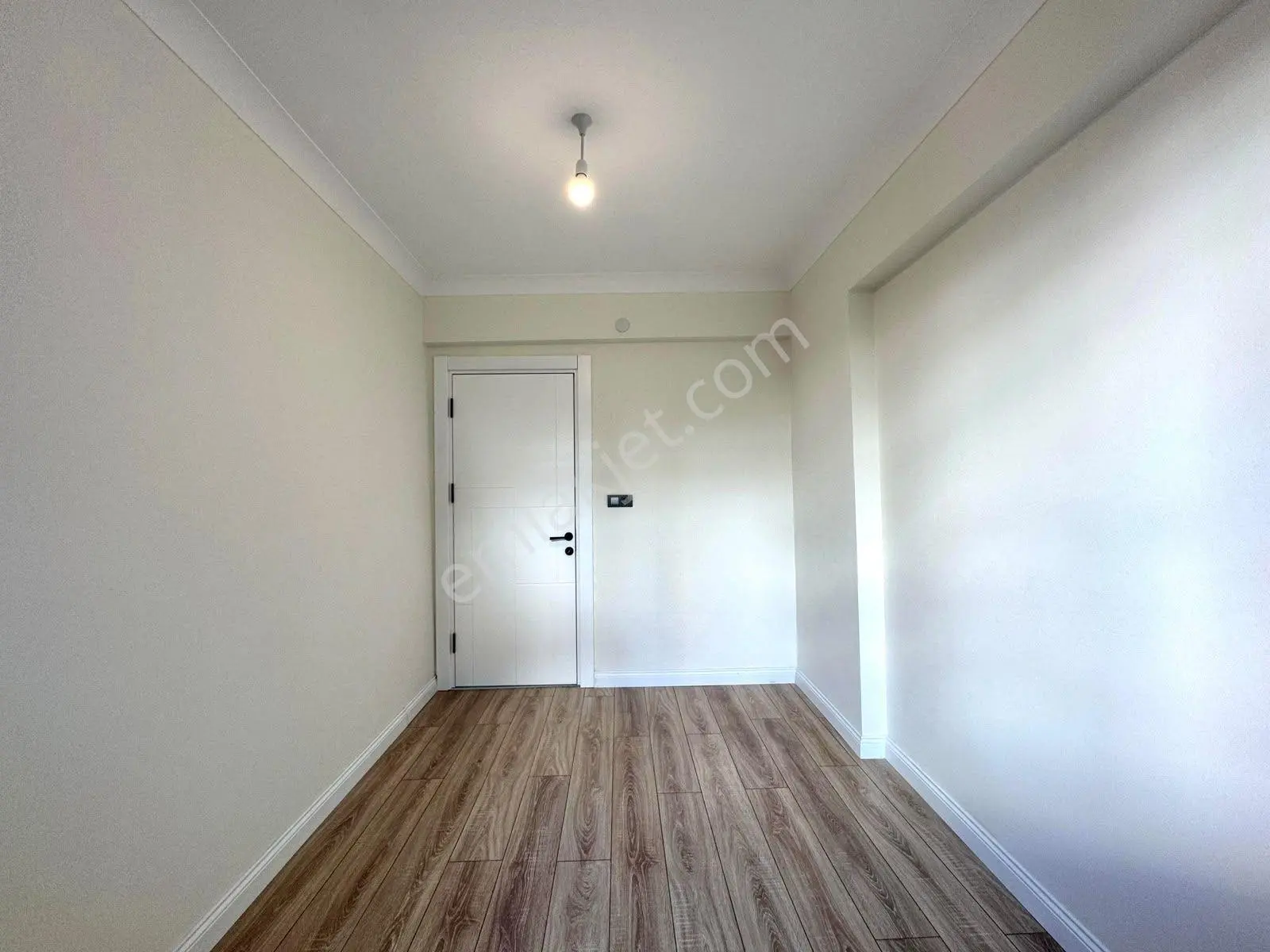 Referans'tan Akçay Merkez'de Denize 500 Mt Ebeveyn Banyolu 3+1 Daire — fotoğraf 11