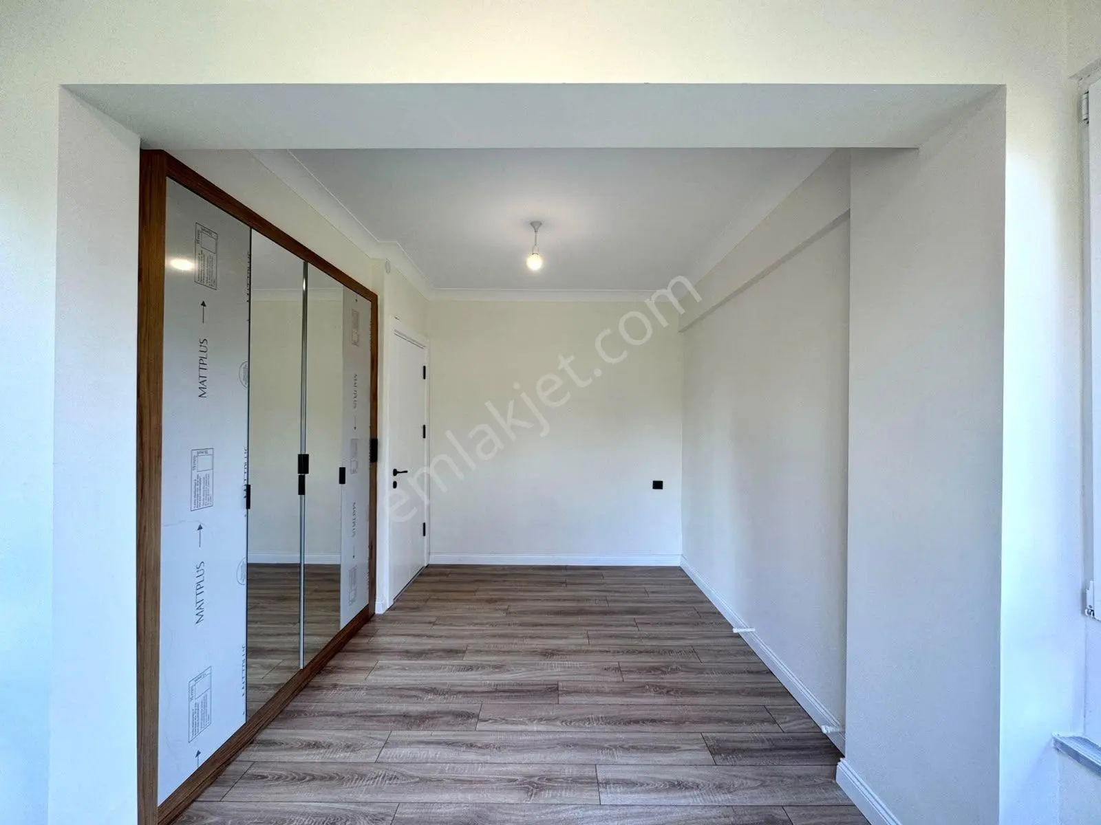 Referans'tan Akçay Merkez'de Denize 500 Mt Ebeveyn Banyolu 3+1 Daire — fotoğraf 20