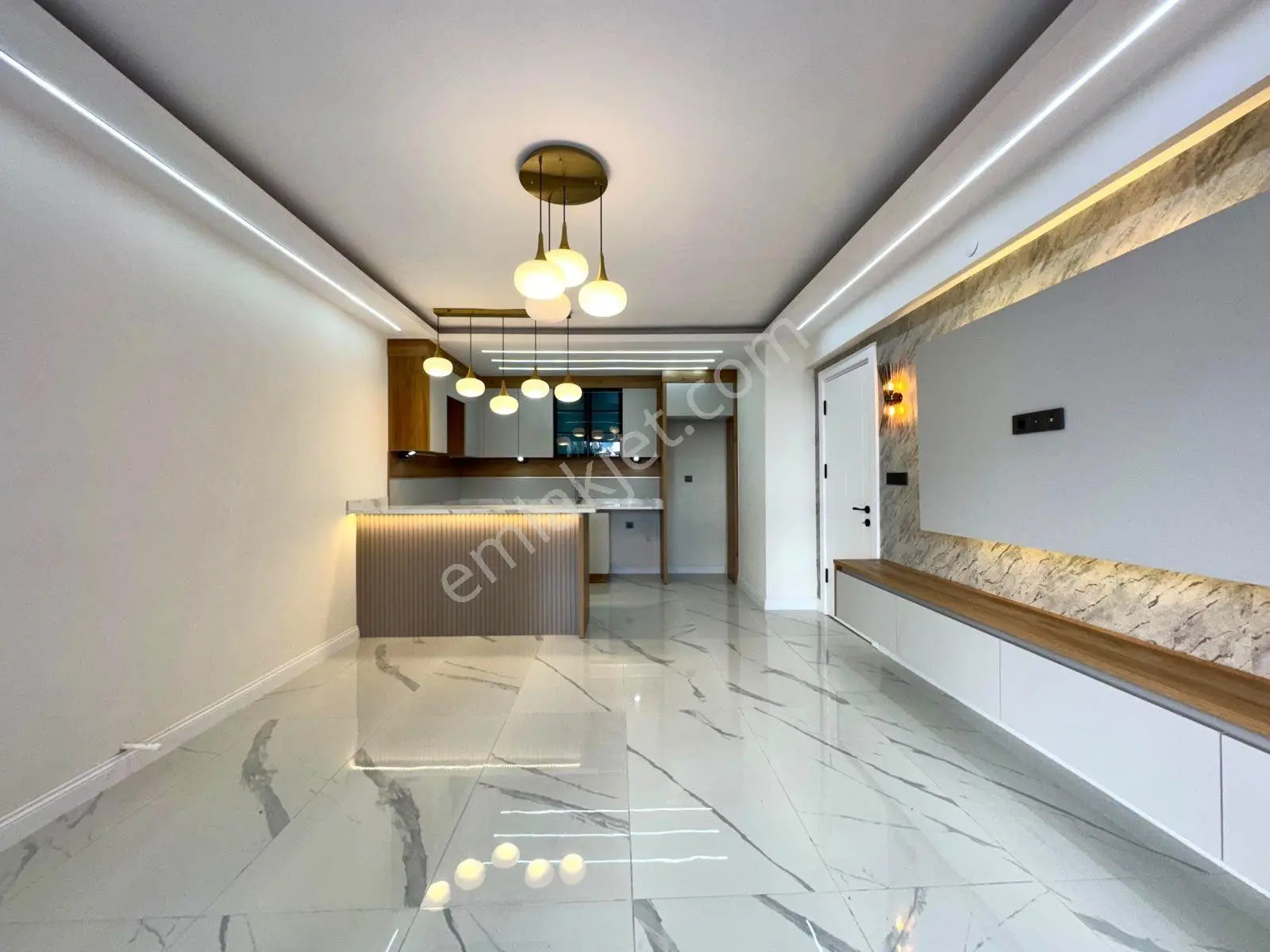 Referans'tan Akçay Merkez'de Denize 500 Mt Ebeveyn Banyolu 3+1 Daire — fotoğraf 25