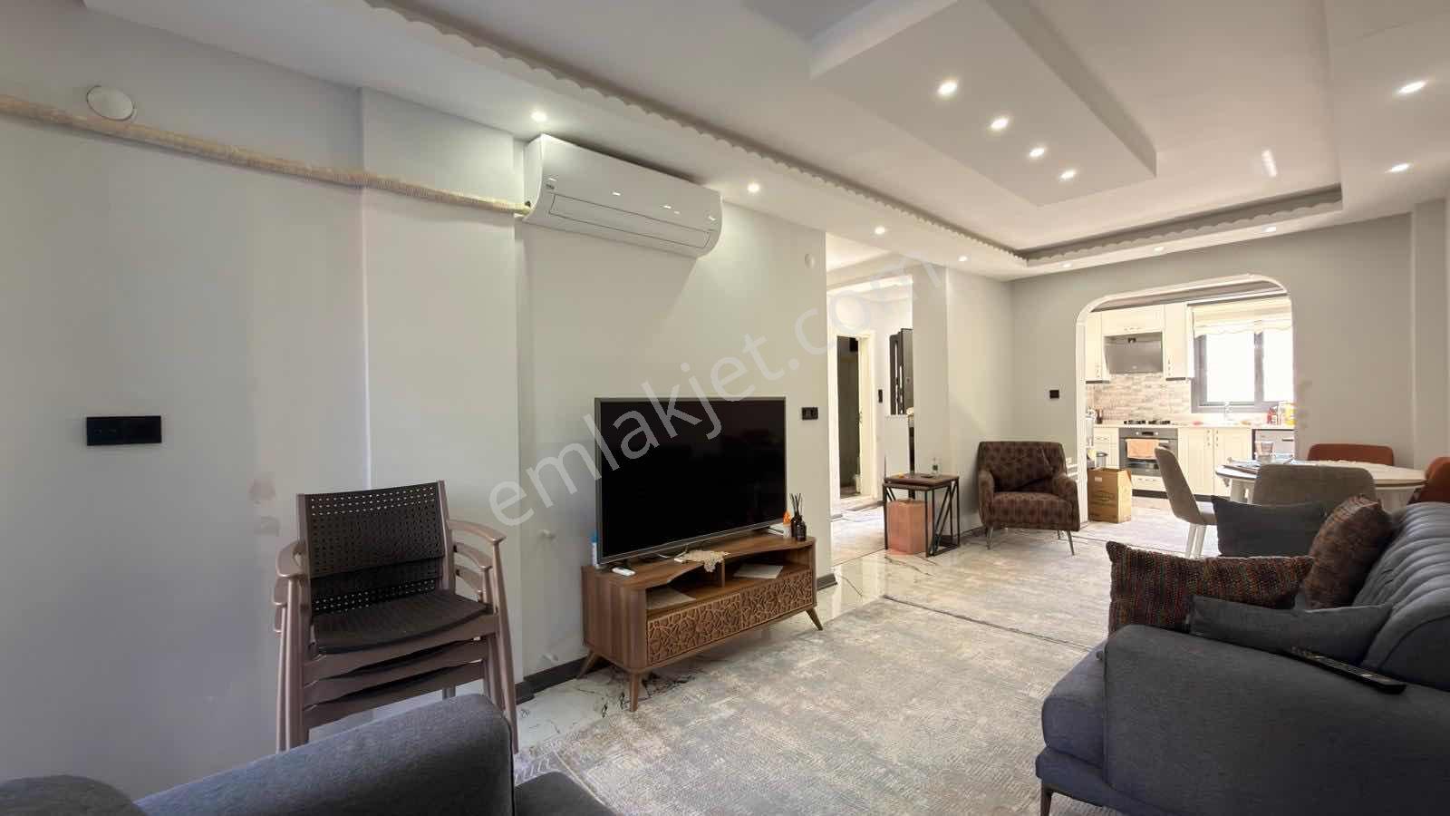Şam Emlak'tan Akbük Merkezde Denize 250m Fırsat 3+1 Eşyalı Villa — fotoğraf 8