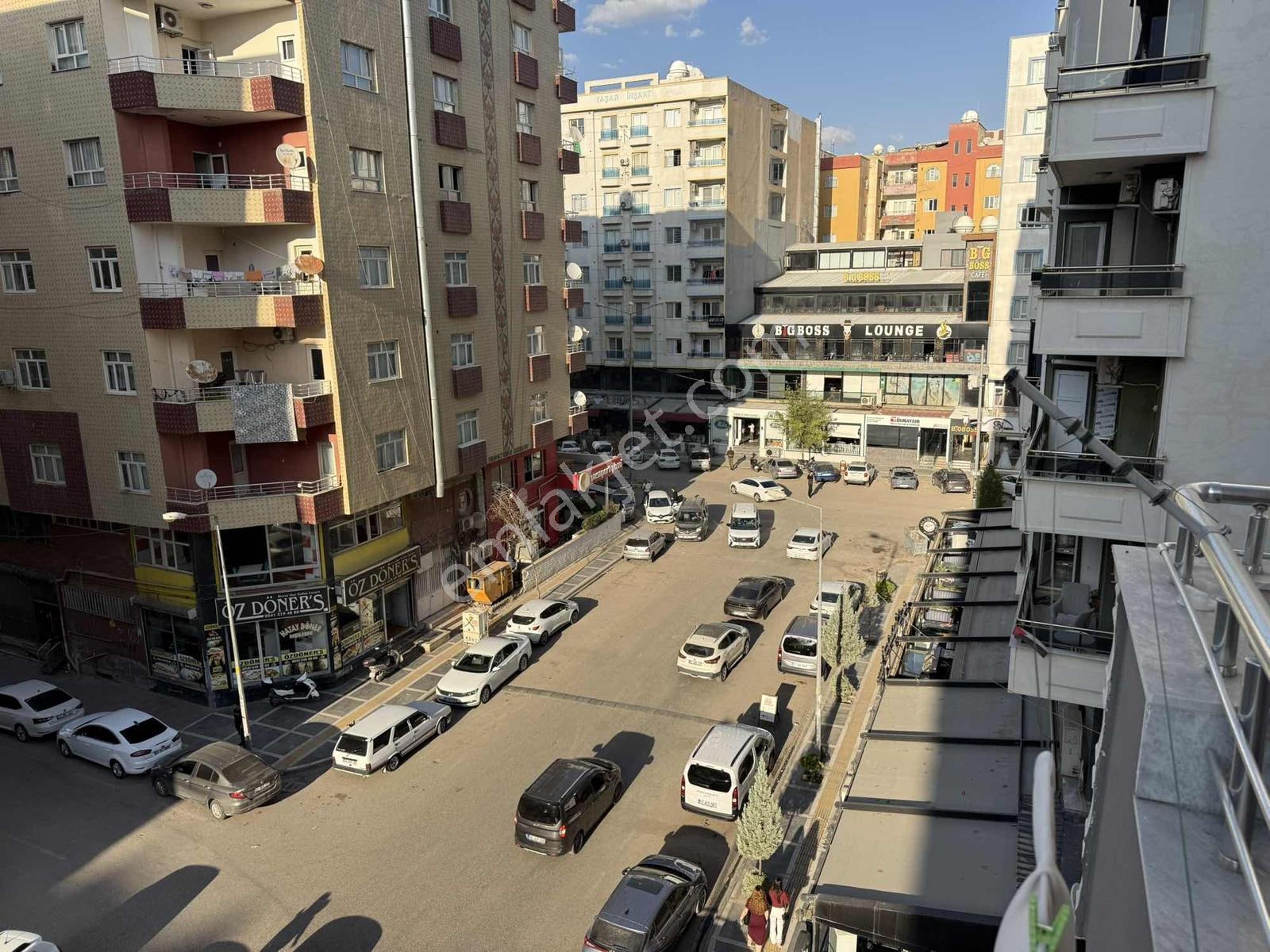 Ok Emlaktan Bulunmayan Konumda Satılık 3+1 Daire Köşe Başı