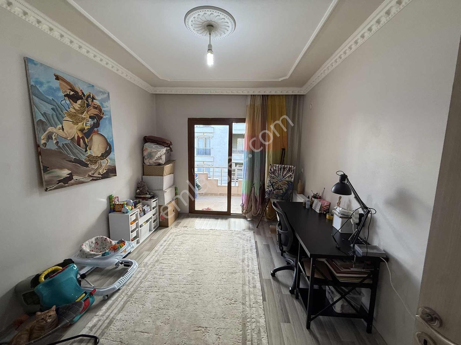 Ok Emlaktan Bulunmayan Konumda Satılık 3+1 Daire Köşe Başı — fotoğraf 6