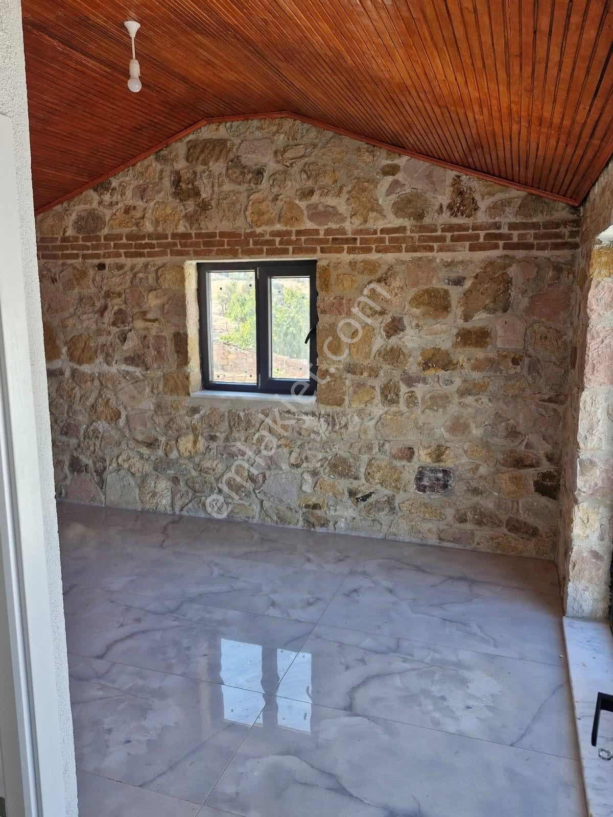 Deniz Manzaralı Teraslı Sıfır Müstakil Taş Ev — fotoğraf 17