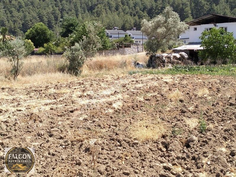 Falcon Dan Üzümlü De 648m² 20/40 İmarlı Fırsat Arsa — fotoğraf 9