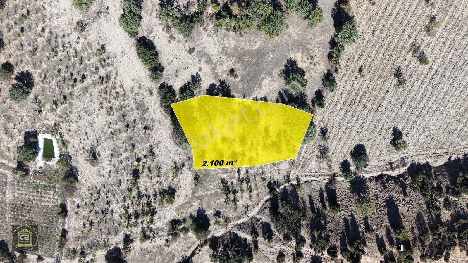 Baloğlu Gayrimenkul'den Kışla Mahallesinde 2.100m² Satılık Arazi — fotoğraf 3