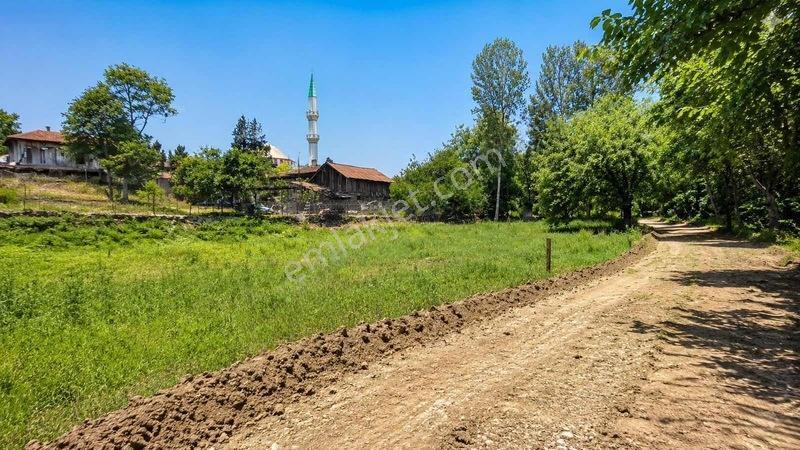 Dokurcun Merkezde Fırsat Arsa!