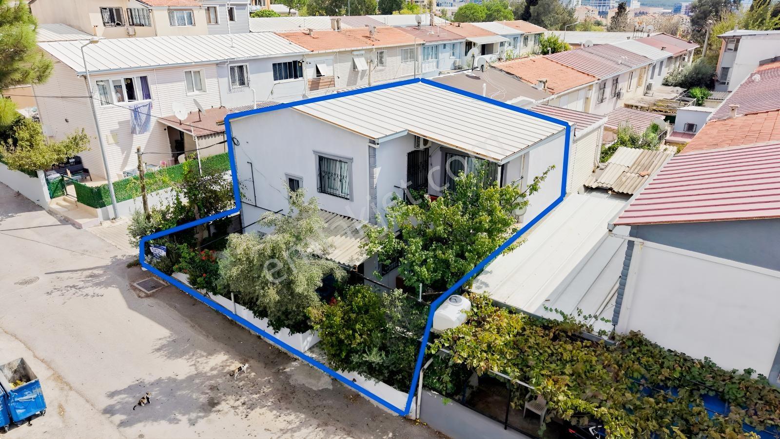 Buca Murathan Genişletilmiş Ve Tadilatlı Köşe Müstakil Dubleks — fotoğraf 21