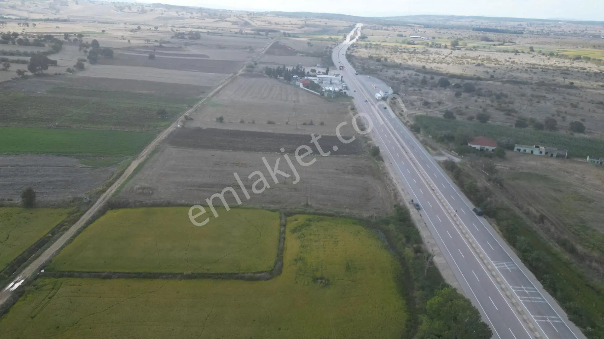Biga Koruoba’da Ana Asfalta Cephe 6.143 M² Satılık Arazi — fotoğraf 5